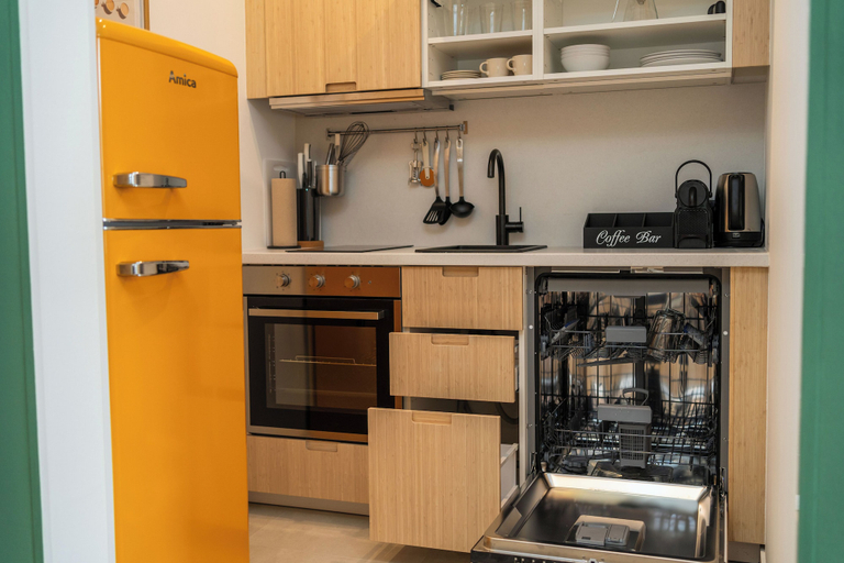 Others 5, Bright Apartment Near Central Station, Wien