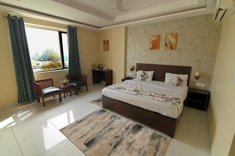 Bedroom, FabHotel Jaswinder Bhawan, Hardwar