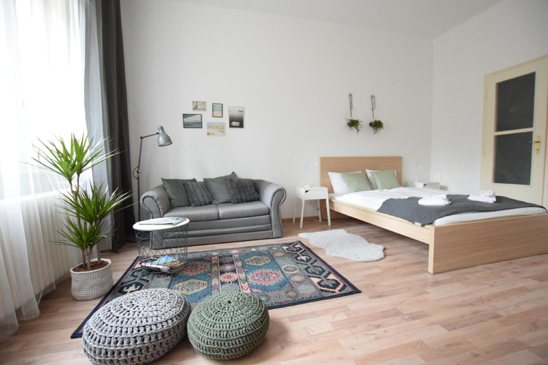 Bedroom 2, Standard Apartment by Hi5 - Fejer Gyorgy St, Budapesti