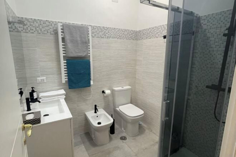 Bathroom 5, Barbi's Home- Colli Albani Roma, Rome