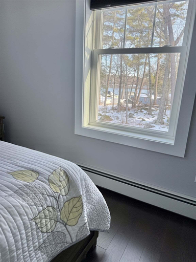 Room 3, Cove Overlook Limit 6 3 Bedroom Home, Cumberland
