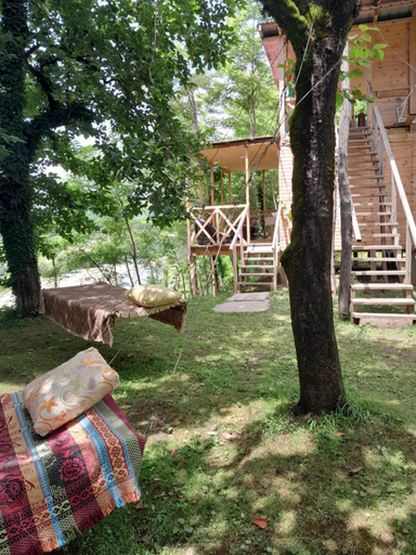 Others 5, Riverside Cottage, Martvili