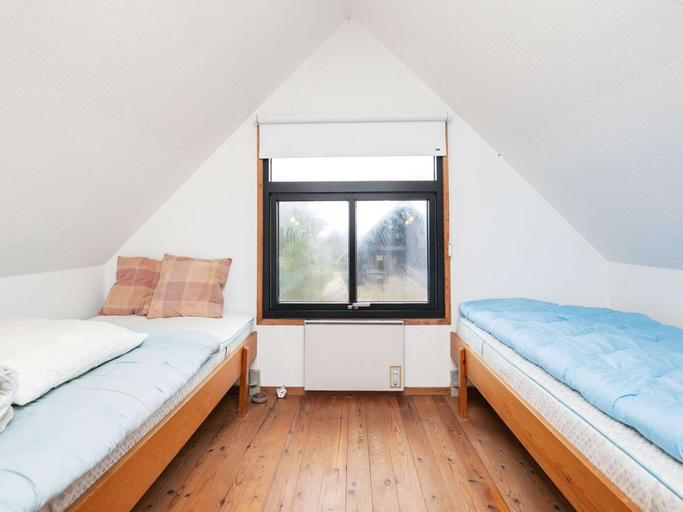 Bedroom 3, Serene Holiday Home in Pandrup near Sea, Jammerbugt