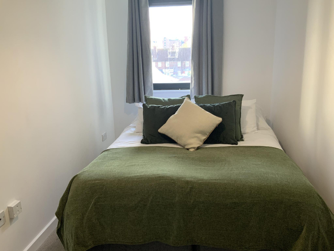 Bedroom 4, Spacious City Centre 2 Bedroom Apartment, Sefton