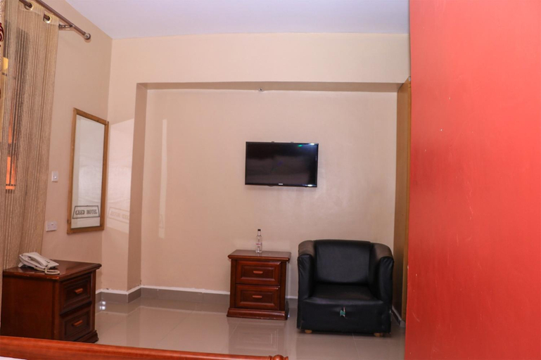 Others 4, Geed Hotel, Starehe