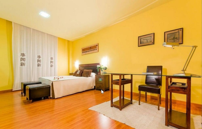 Bedroom 3, Camino de Granada, Granada