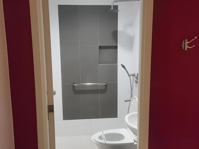 Bathroom 4, Hotel Sogo Tarlac, Tarlac City