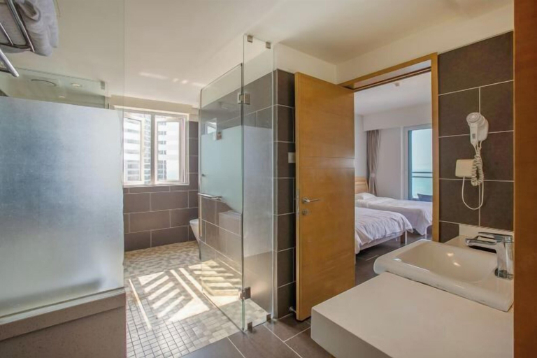 Bathroom 4, Yimi Yangguang Seaview Holiday Apartment, Huizhou