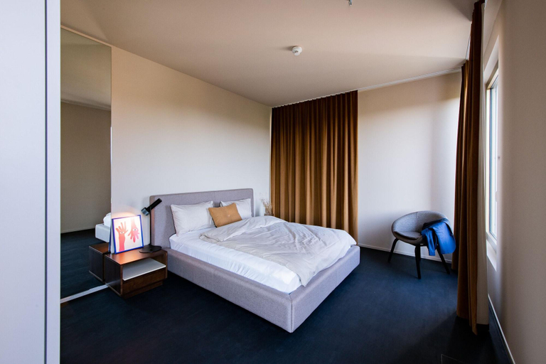 Bedroom 2, Hotel Stucki, Basel