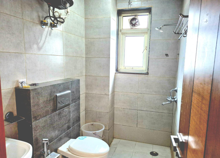 Others 3, Stays - NH 8, Gurgaon