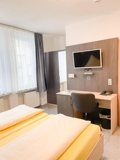 Bedroom 5, Parkhotel Friedrichstraße, Gießen