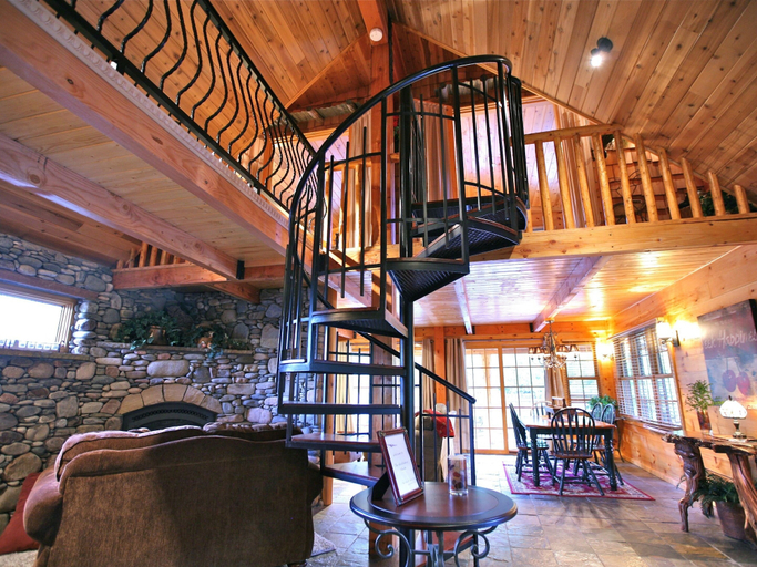 Miscellaneous 3, The Cabins at Country Road, Jefferson