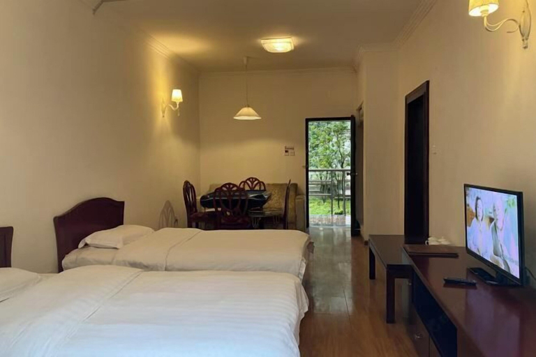 Bedroom 5, Xiling Shanzhuang Hotel, Chengdu