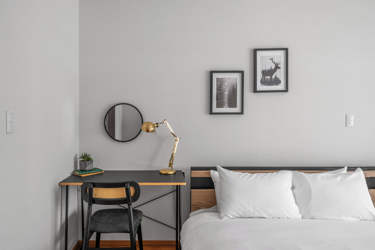 Room 2, E-US SAKAEDORI HOUSE, Sapporo