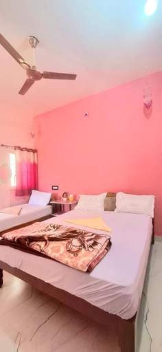 Bedroom 2, Prithvi Homestay Hampi, Bellary