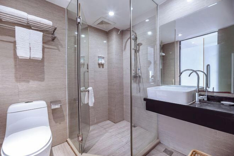 Bathroom 3, Yake Hotel, Baise