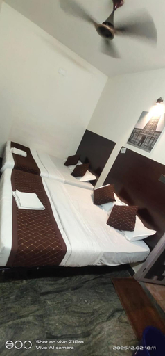Others 2, shree chendur family residency NON AC rooms, Tiruvannamalai