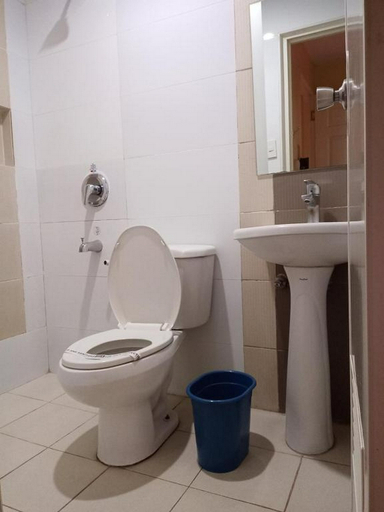 Bathroom 4, Hotel Sogo EDSA Caloocan, Kalookan City