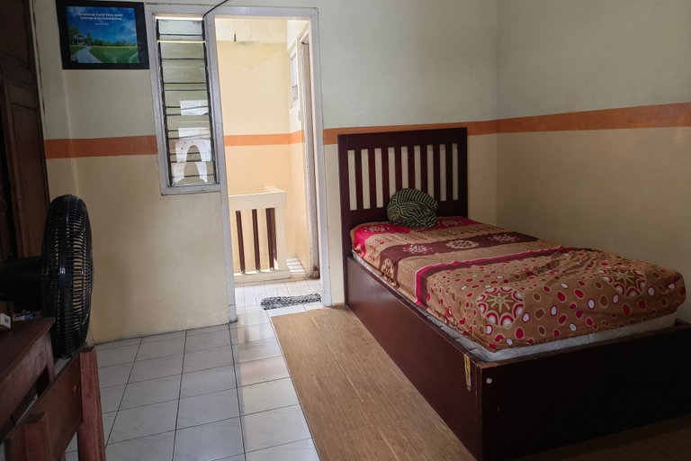 Room 2, Hotel O Lowanu Stay Syariah, Yogyakarta