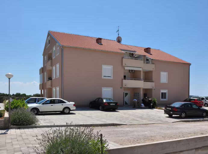 Property entrance 2, Apartments Ad Astra, Vodice