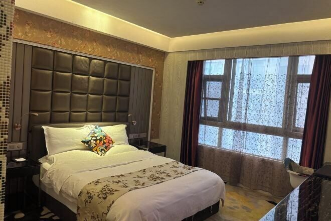 Bedroom 3, Count Diamond Hotel, Qiannan Buyei and Miao