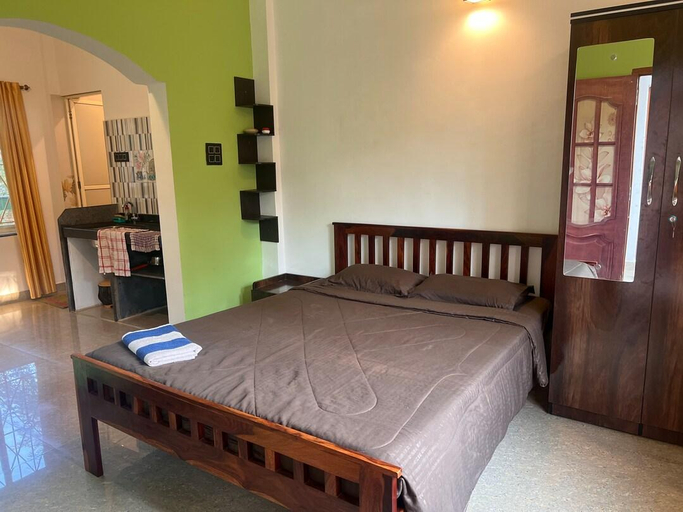 Bedroom 2, Beach River House, North Goa