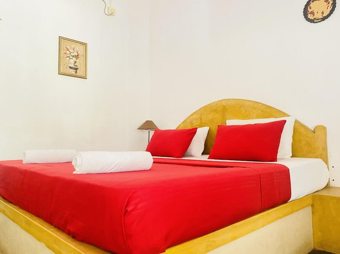 Bedroom 2, Harmony Beach Hotel, Pothuvil
