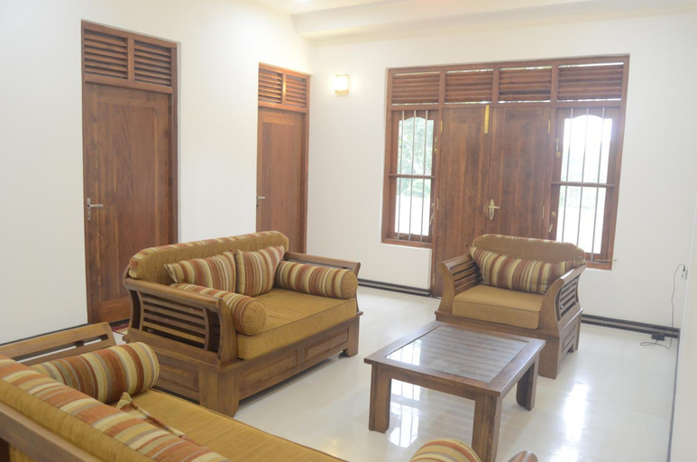 Others 4, Villa A, Bope-Poddala
