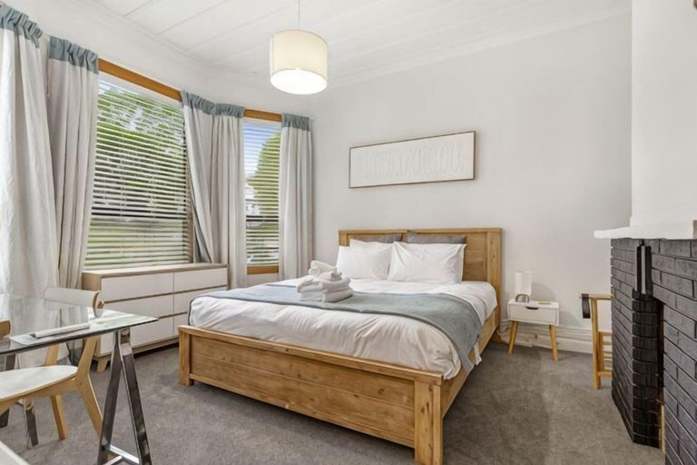 Bedroom 2, Tranquil Haven 2 Br and 1.5 BA Villa, Waitakere