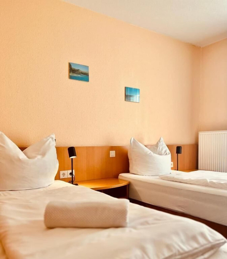 Bedroom 4, TM Hotel Westfalen, Unna