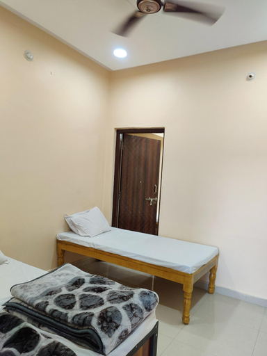 Bedroom 2, Jai Shree Mahakal Guest House, Ujjain