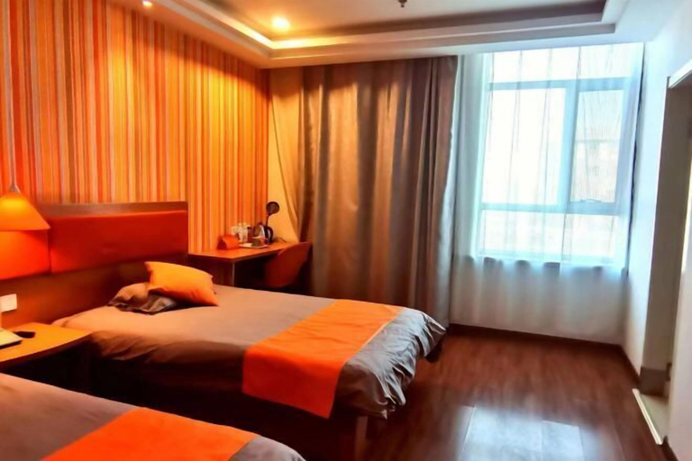 Bedroom 3, Hotel Korla Champs-Elysées, Bayin'gholin Mongol