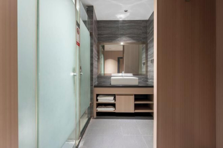 Bathroom 4, Yisu Qingju Hotel (Ningbo Beilun Xiaogang), Ningbo