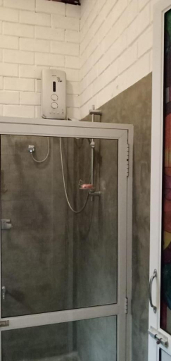 Bathroom 2, Isura Villa, Habaraduwa