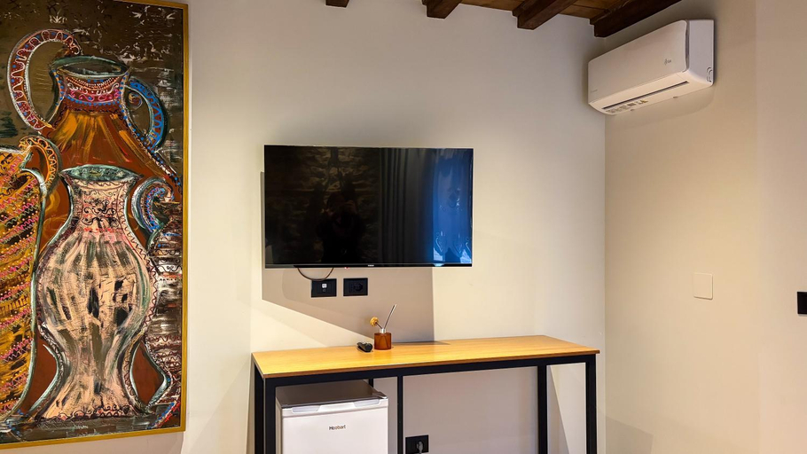 Others 5, Furra Hotel, Gjirokastrës