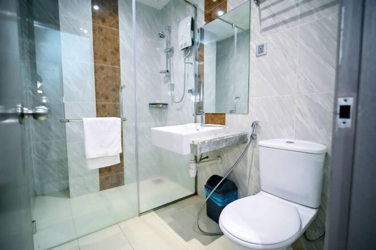 Bathroom 4, Kingston Hotel 8 @ Kuala Lumpur Bukit Bintang, Kuala Lumpur