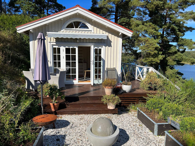 5, Lakeside Cabin with Panoramic Views, Värmdö