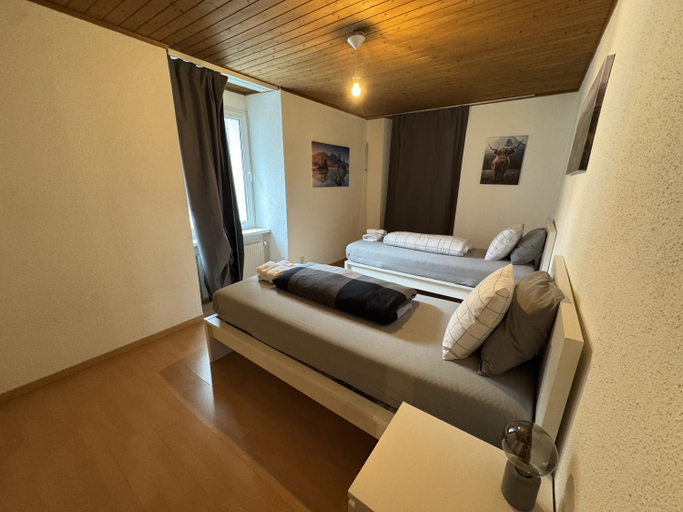 Bedroom 2, Blue Sky Apartments, Uri