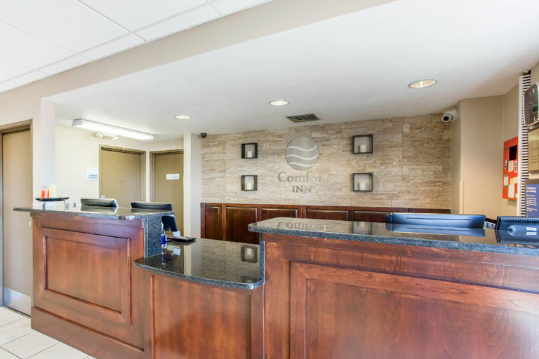 Public Area 3, Comfort Inn Franklin Highway 96, Williamson