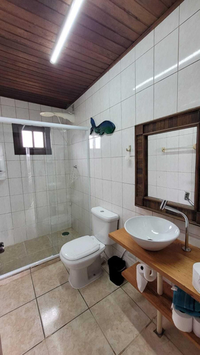 Bathroom 3, Pousada Uluwatu, Imbituba