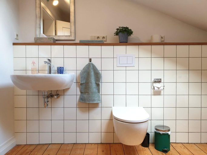 Bathroom, Bahnhof Grombach, Heilbronn