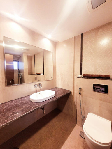 Bathroom 4, Famafa Hotel, North Goa