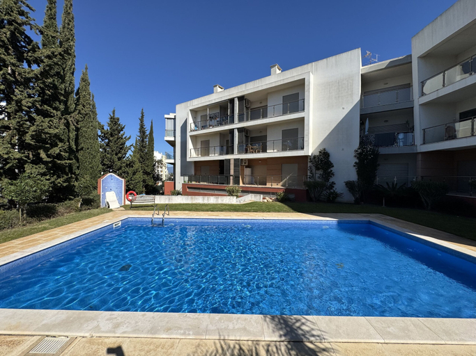 Pool 4, Portimão Shine With Pool by Homing, Portimão