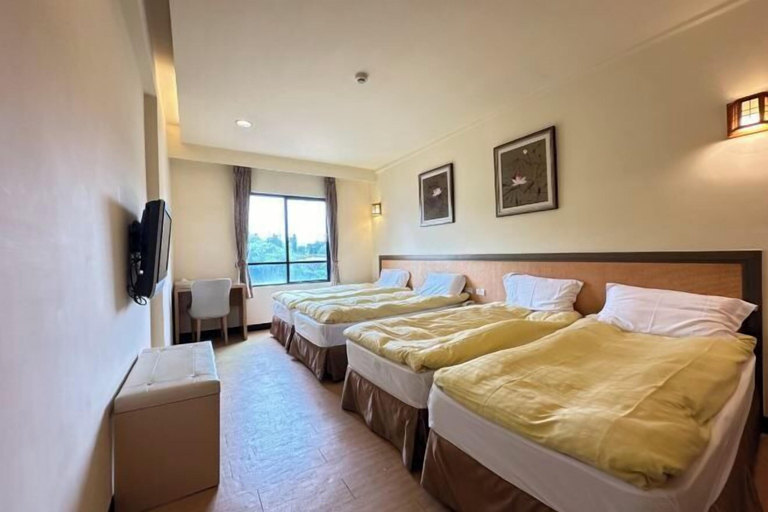 Bedroom 3, Chien Tan Overseas Youth Activity Center, Taipei City