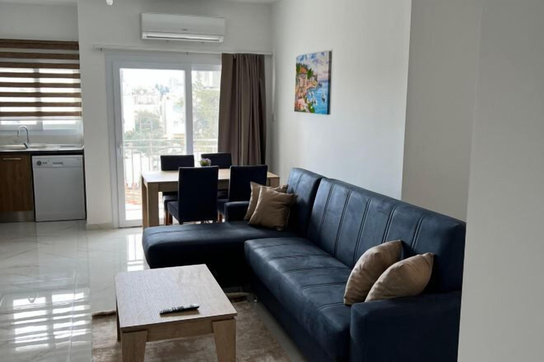 Others 5, Feslikan Apartment