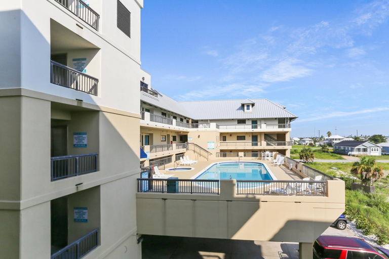 Primary image, Club at Mexico Beach 2C Coastal Dreaming, Bay