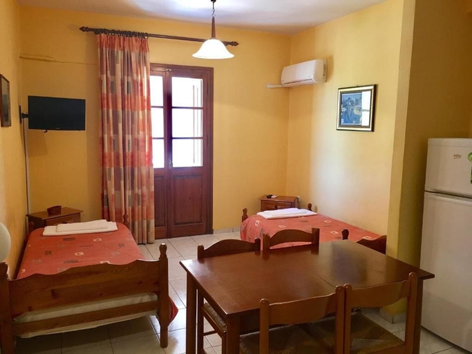 Room 3, Argo apartments near Nafplio, Peloponnese