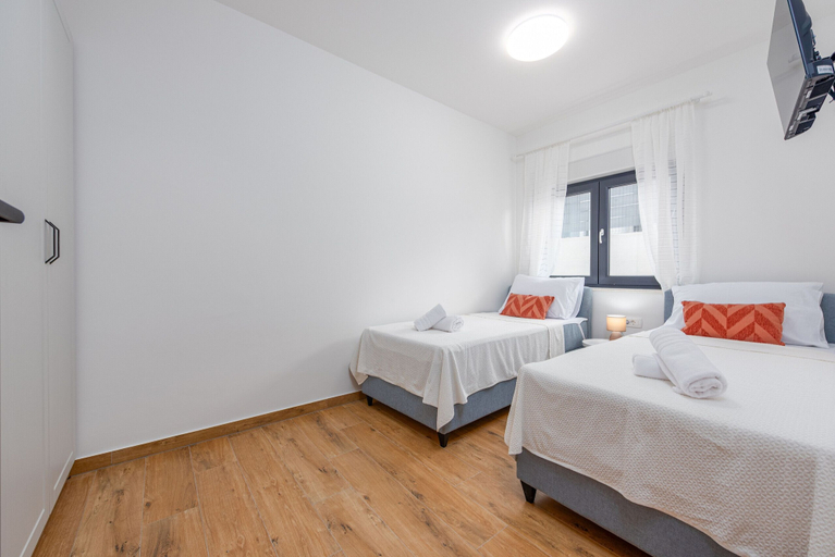 Room 5, Villa Miki, Polača