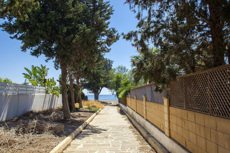 Property grounds, Larnaca Seaside Villa Marina 43, Larnaca