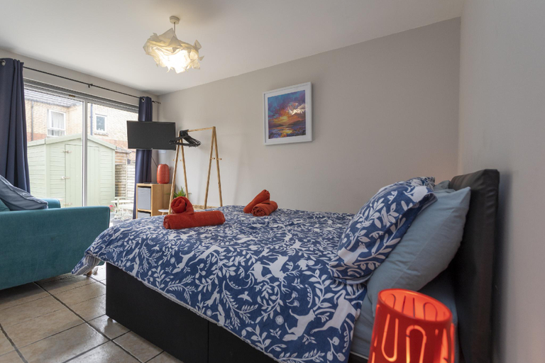 Bedroom 2, Kings Lodge, Belfast